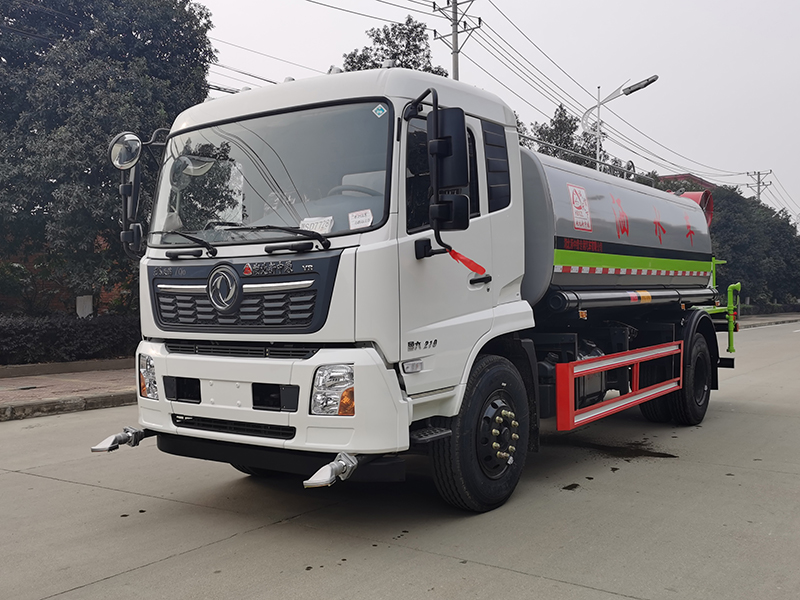 東風(fēng)天錦  12-15噸   灑水車(chē)