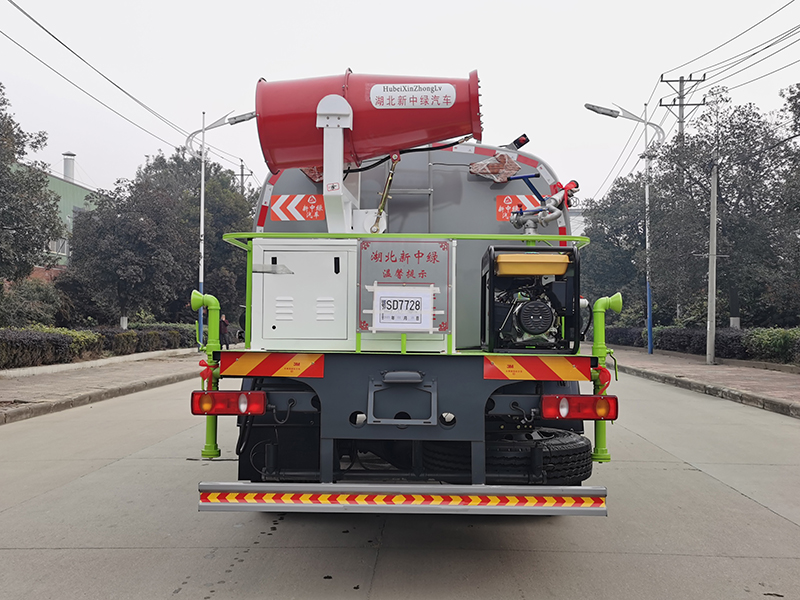 東風(fēng)天錦  12-15噸   灑水車(chē)
