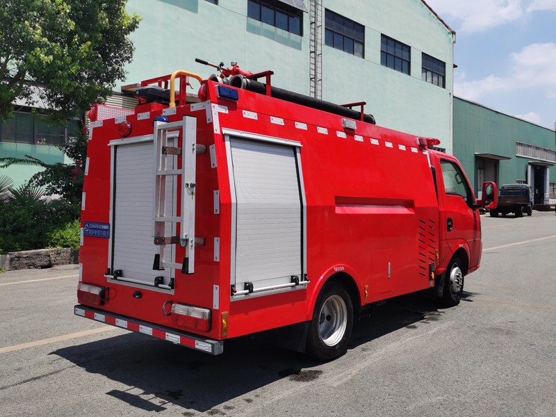 東風(fēng)途逸    1噸     水罐消防車