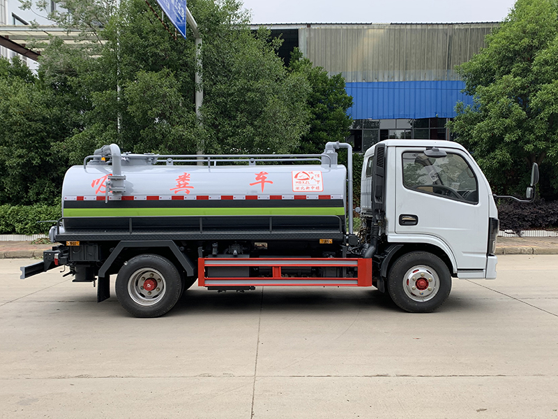 東風D6   2方   吸糞車
